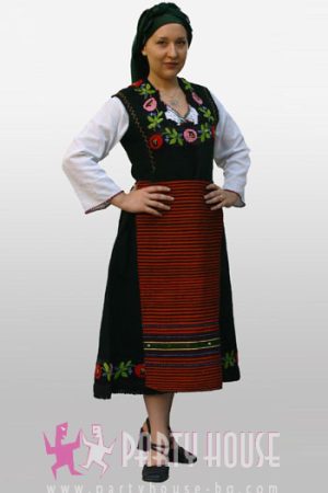 НОСИЯ ЖЕНСКА САМОКОВСКА